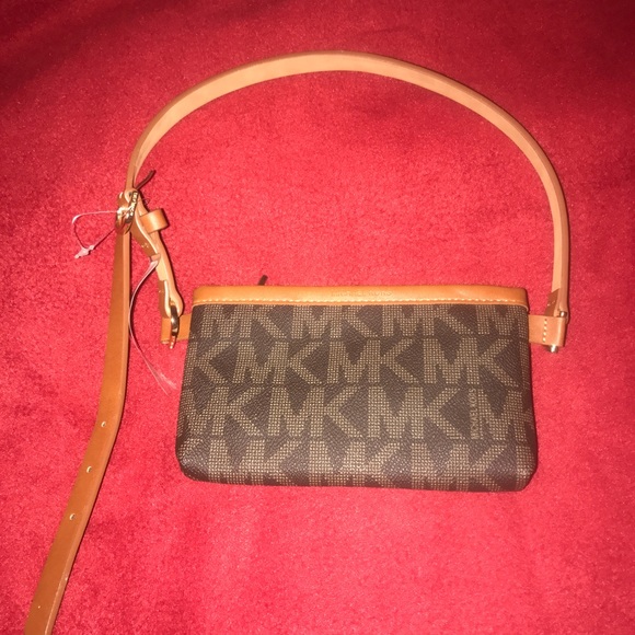 Michael Kors Handbags - Michael kors belt/ fanny pack combo.